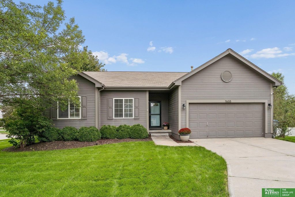 11655 Willow Park Drive, Gretna, NE 68028