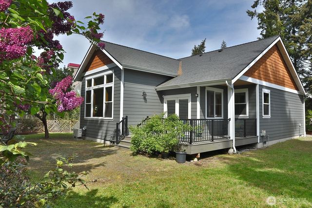 5743 Capt Vancouver Drive, Langley, WA 98260