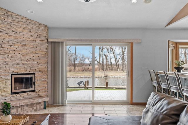 6454 SUNSHINE HARBOUR DRIVE, Winneconne, WI 54986