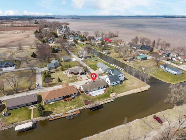 6454 SUNSHINE HARBOUR DRIVE, Winneconne, WI 54986