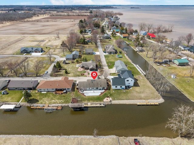 6454 SUNSHINE HARBOUR DRIVE, Winneconne, WI 54986
