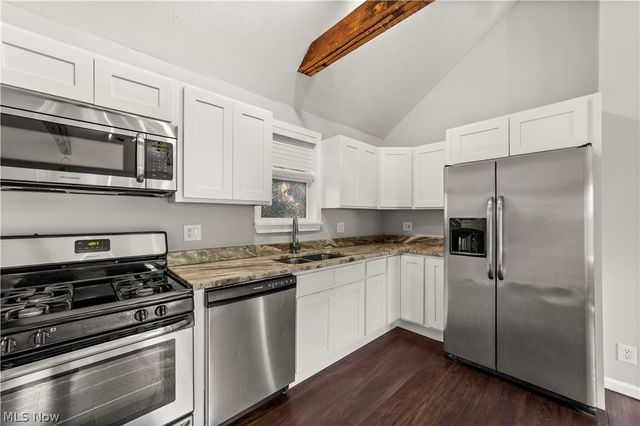 1615 Auburn Avenue, Cleveland, OH 44113