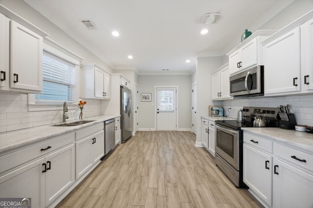 1116 E 40th Street, Savannah, GA 31404