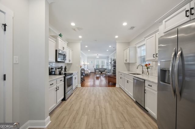 1116 E 40th Street, Savannah, GA 31404