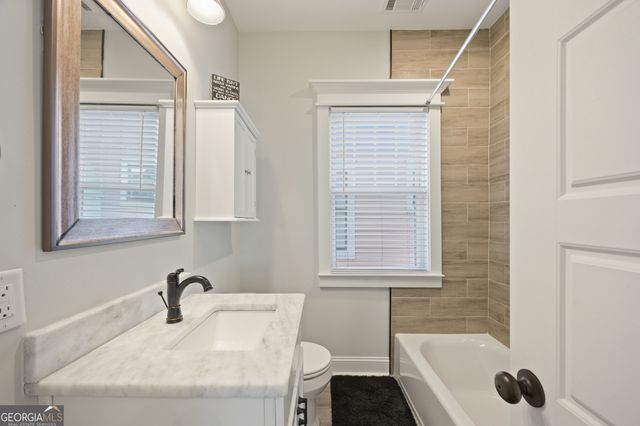 1116 E 40th Street, Savannah, GA 31404