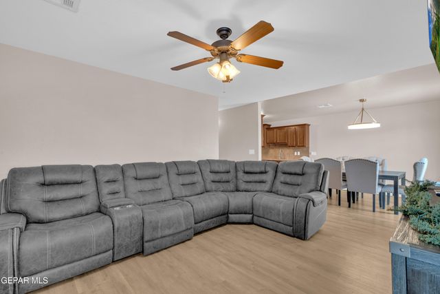 14286 Desert Point Drive, Horizon City, TX 79928