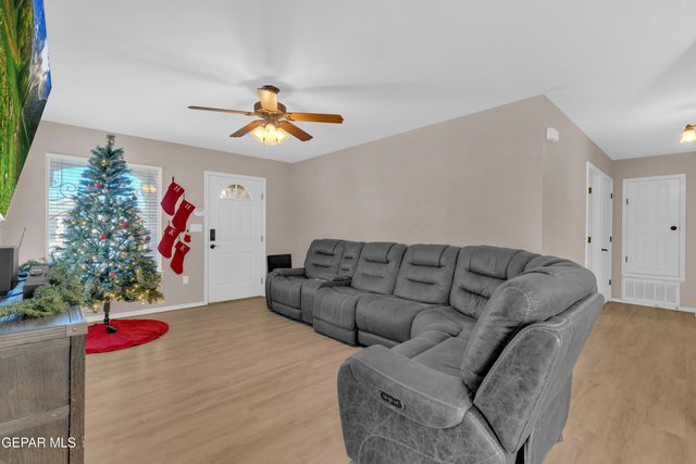 14286 Desert Point Drive, Horizon City, TX 79928