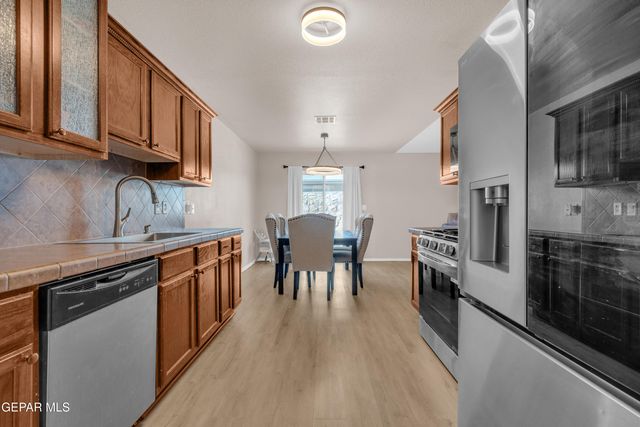 14286 Desert Point Drive, Horizon City, TX 79928