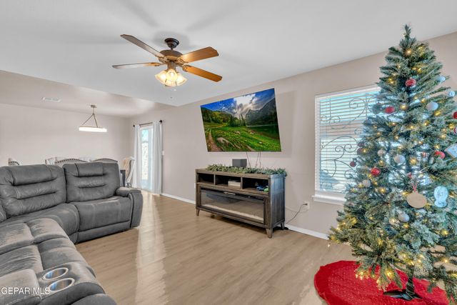 14286 Desert Point Drive, Horizon City, TX 79928