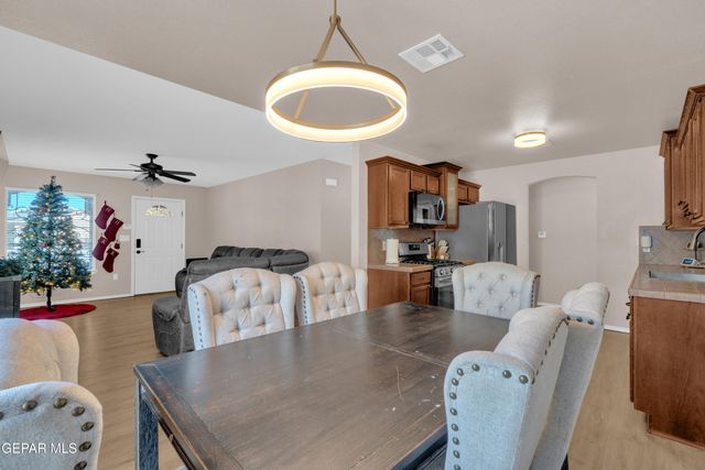 14286 Desert Point Drive, Horizon City, TX 79928