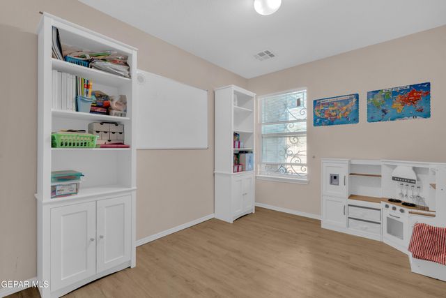 14286 Desert Point Drive, Horizon City, TX 79928