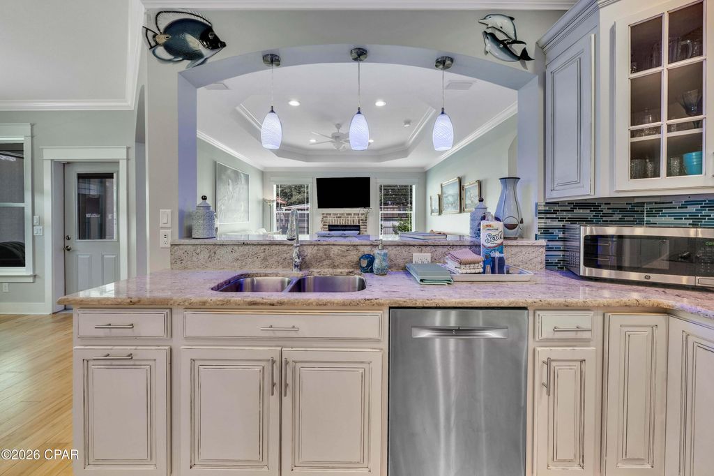 Image 11 of property listing at 20756 West End Drive, Panama City Beach, FL 32413