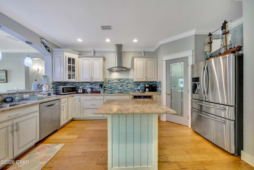 Image 8 of property listing at 20756 West End Drive, Panama City Beach, FL 32413