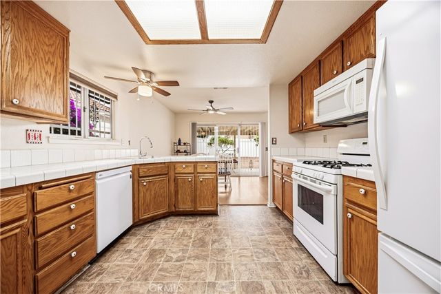 2601 W Fruitvale, Hemet, CA 92545