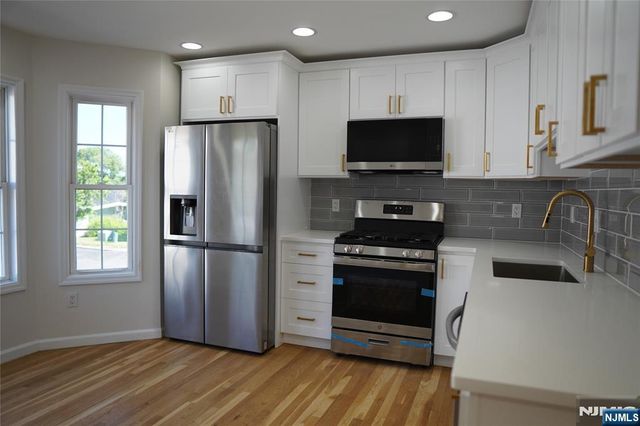 66 Terhune 14, Lodi, NJ 07644