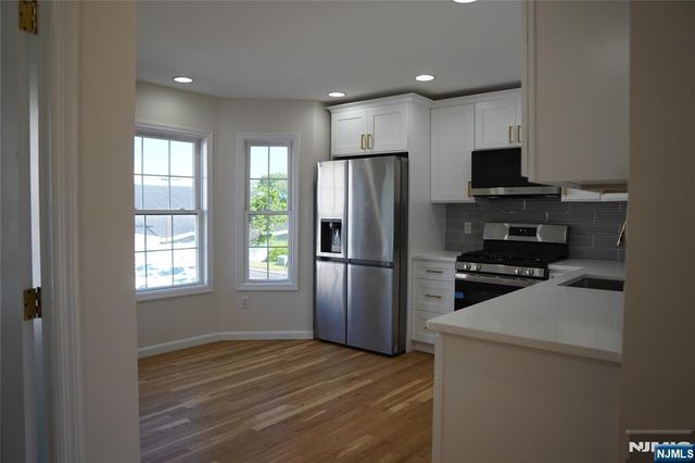 66 Terhune 14, Lodi, NJ 07644