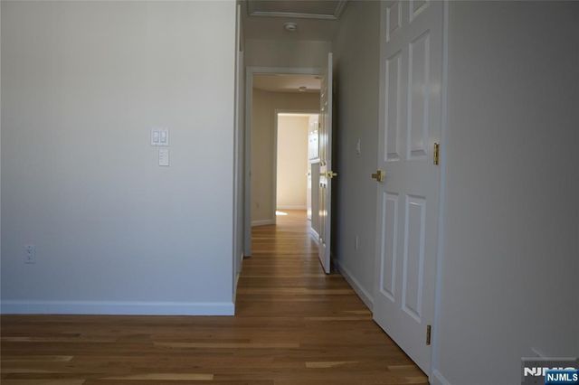 66 Terhune 14, Lodi, NJ 07644