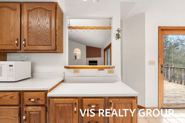 4275 Ford Road, Laketon Twp, MI 49445