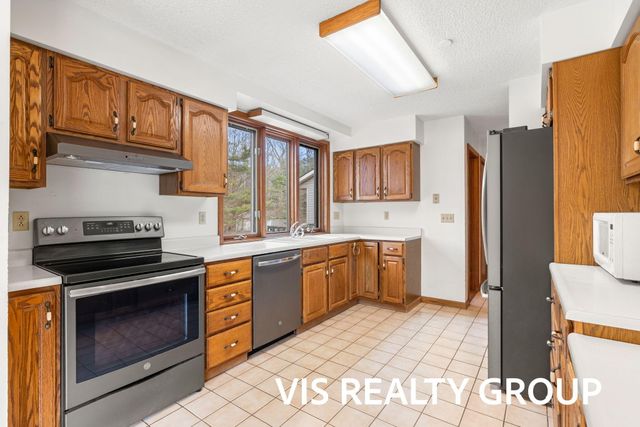 4275 Ford Road, Laketon Twp, MI 49445