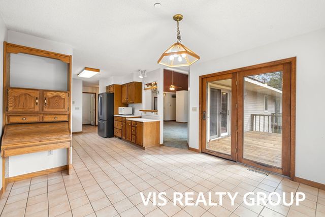 4275 Ford Road, Laketon Twp, MI 49445