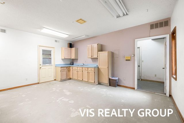 4275 Ford Road, Laketon Twp, MI 49445