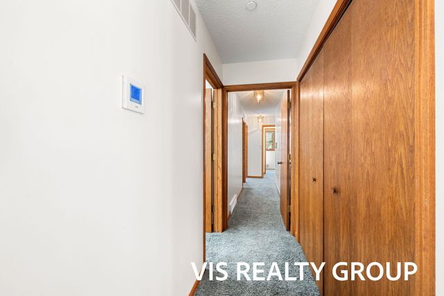 4275 Ford Road, Laketon Twp, MI 49445