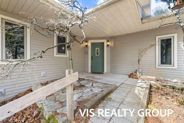 4275 Ford Road, Laketon Twp, MI 49445