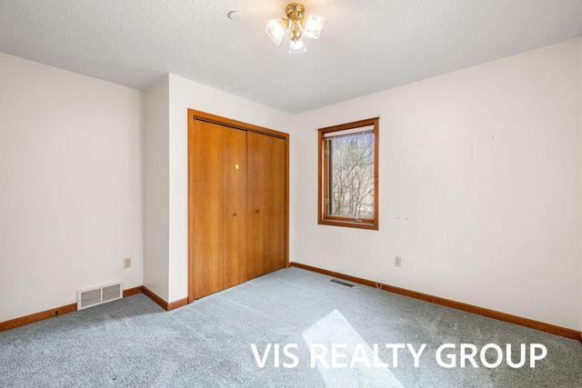 4275 Ford Road, Laketon Twp, MI 49445