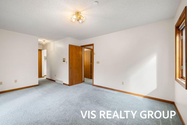 4275 Ford Road, Laketon Twp, MI 49445