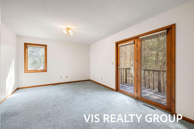 4275 Ford Road, Laketon Twp, MI 49445