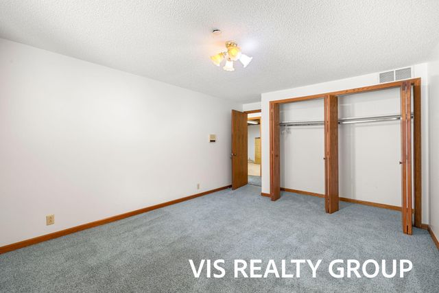 4275 Ford Road, Laketon Twp, MI 49445