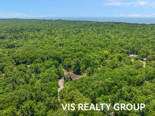 4275 Ford Road, Laketon Twp, MI 49445