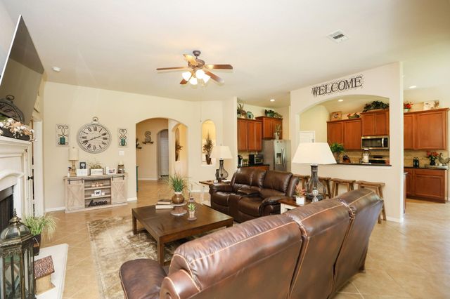 55 Hearthwick Place, Tomball, TX 77375