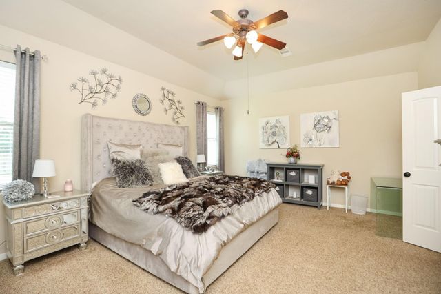 55 Hearthwick Place, Tomball, TX 77375