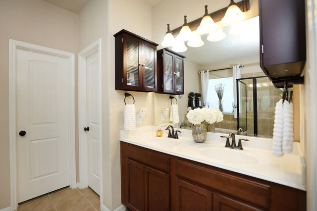 55 Hearthwick Place, Tomball, TX 77375