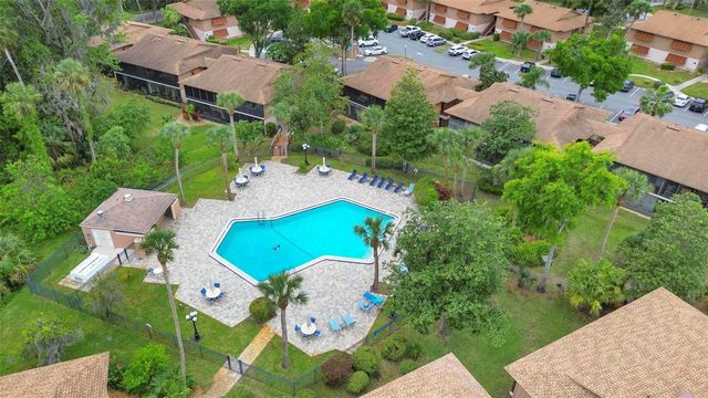 110 CYPRESS WOODS COURT 10B, Deltona, FL 32725