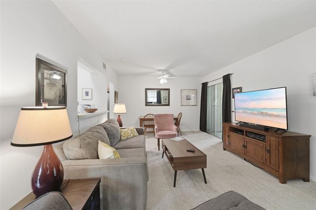 110 CYPRESS WOODS COURT 10B, Deltona, FL 32725