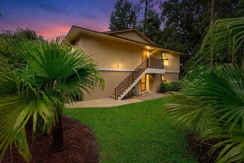 110 CYPRESS WOODS COURT 10B, Deltona, FL 32725