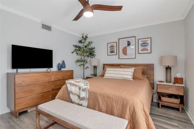 708 LYNDHURST STREET 123, Dunedin, FL 34698