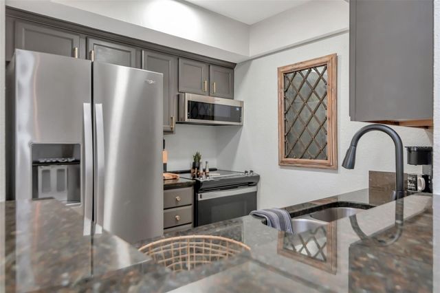 708 LYNDHURST STREET 123, Dunedin, FL 34698