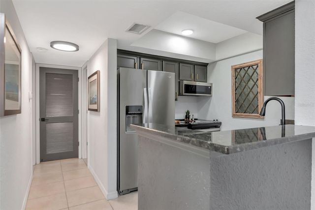 708 LYNDHURST STREET 123, Dunedin, FL 34698