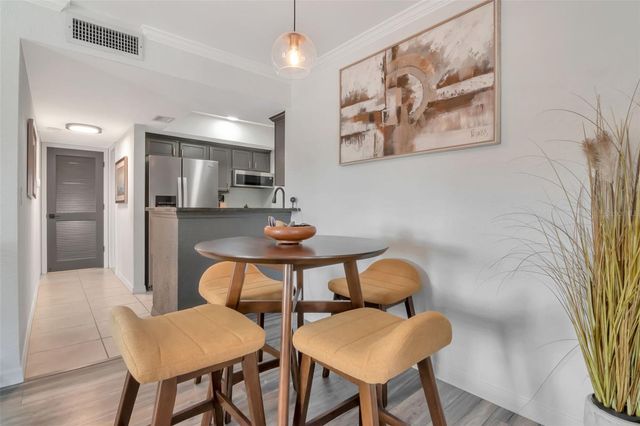 708 LYNDHURST STREET 123, Dunedin, FL 34698