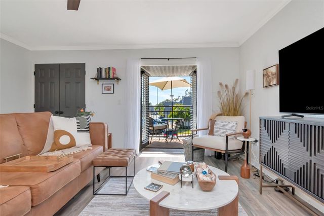 708 LYNDHURST STREET 123, Dunedin, FL 34698