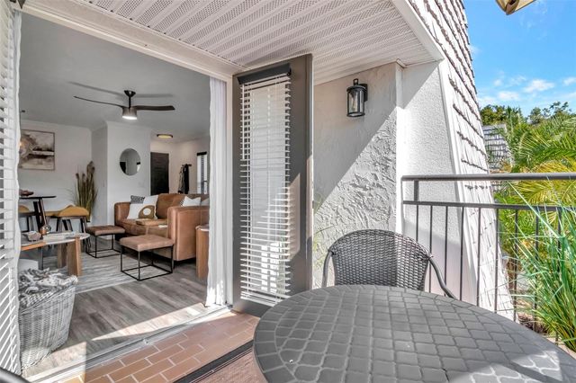 708 LYNDHURST STREET 123, Dunedin, FL 34698