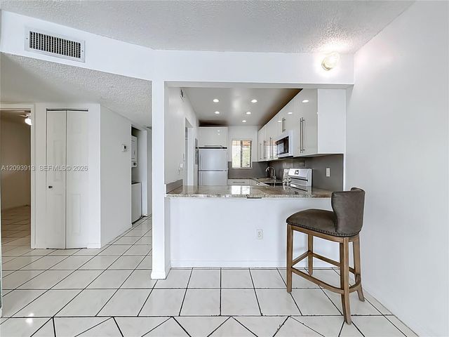 5783 W 28th Avenue 5783, Hialeah, FL 33016