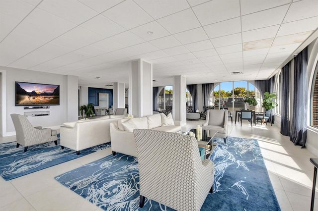 1180 S Ocean Boulevard 2e, Boca Raton, FL 33432