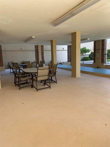 1180 S Ocean Boulevard 2e, Boca Raton, FL 33432