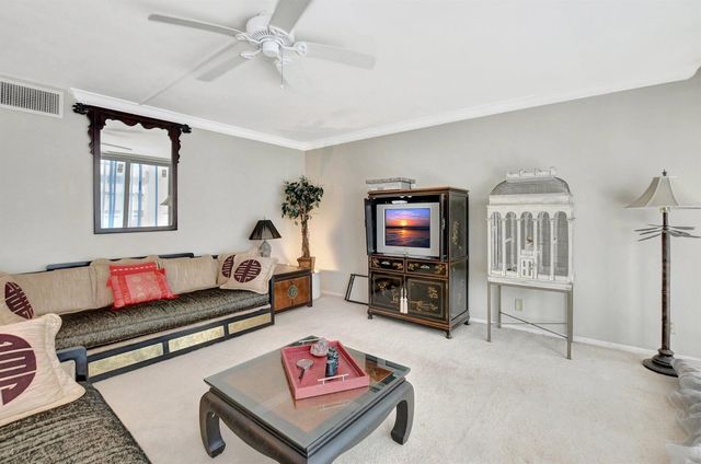 1180 S Ocean Boulevard 2e, Boca Raton, FL 33432