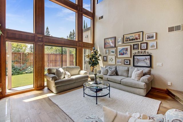 7916 Laurelridge Ct, Fair Oaks, CA 95628