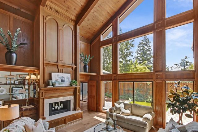 7916 Laurelridge Ct, Fair Oaks, CA 95628